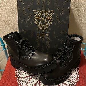 NWT Lita by Ciara Hearted Combat Boot. Italian leather. Luxury.  Mens/womens